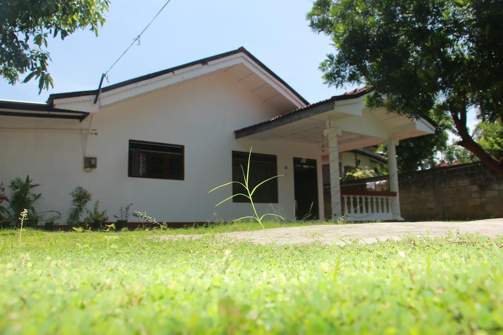 Hotel Mirissa White House Exterior foto